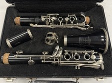 BUNDY The Selmer Company Black